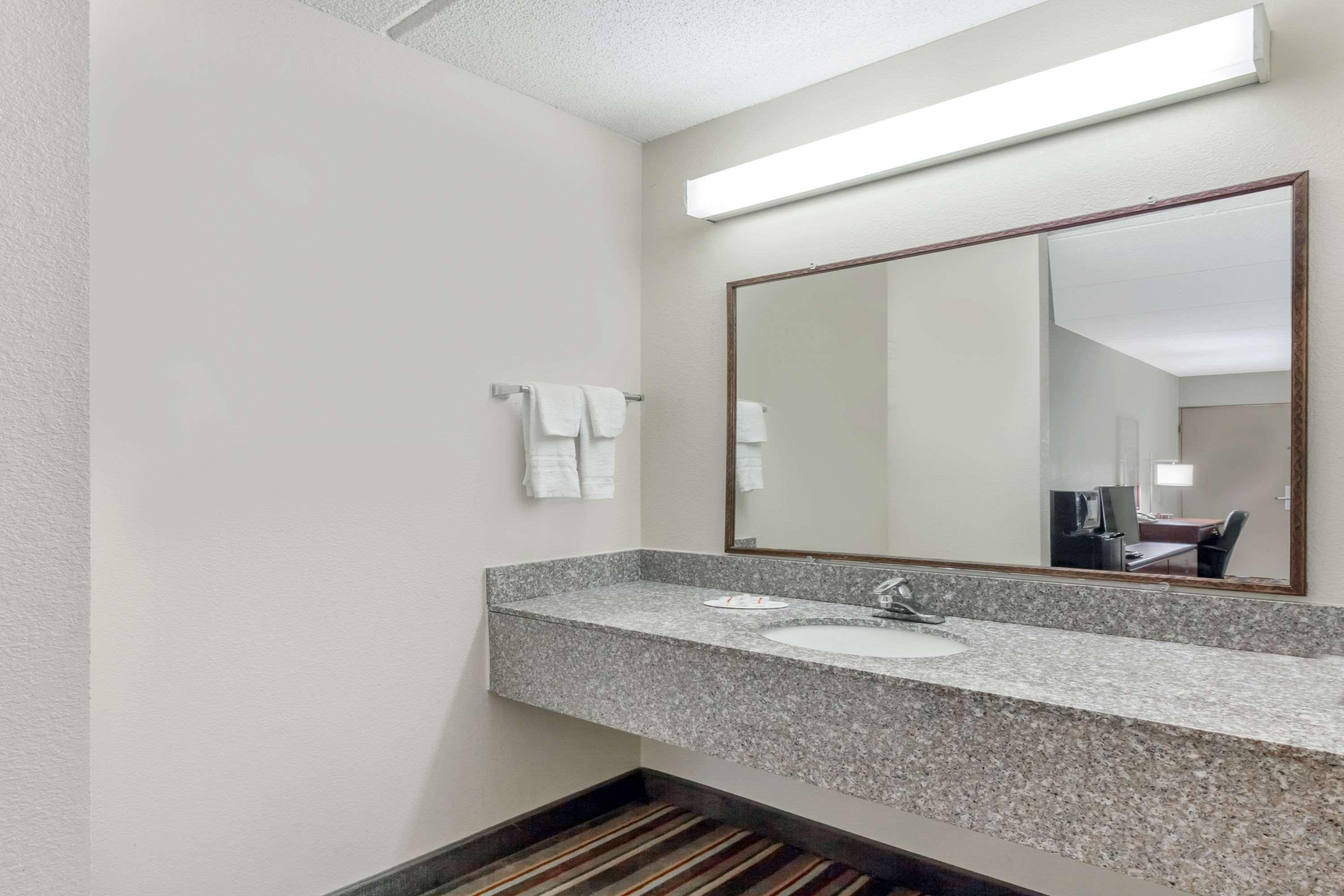 Clarion Pointe Kimball By Choice Hotels Ngoại thất bức ảnh