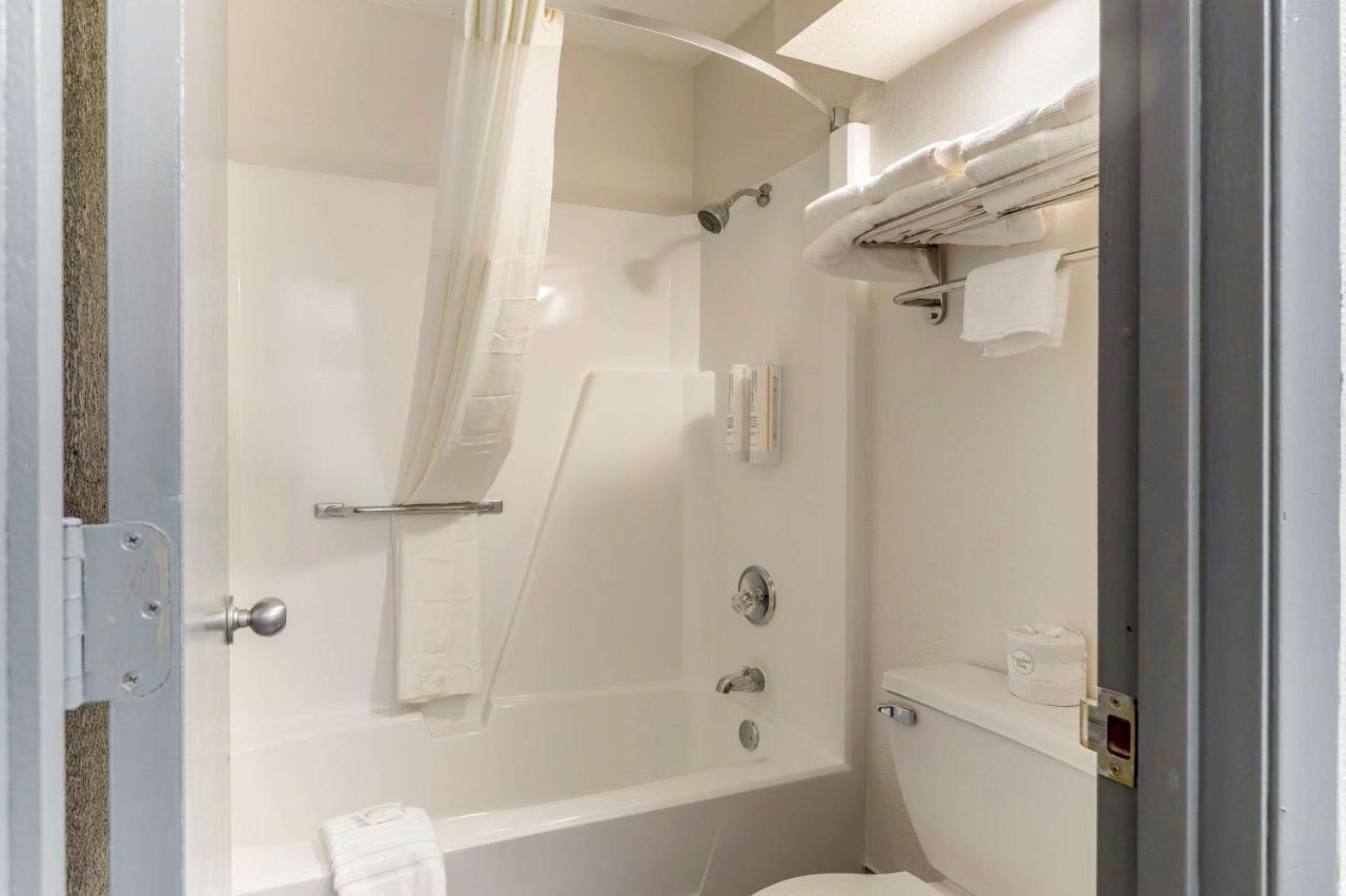 Clarion Pointe Kimball By Choice Hotels Ngoại thất bức ảnh